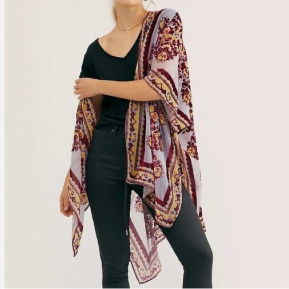 FREE PEOPLE Muse Velvet Burnout Kimono NWOT